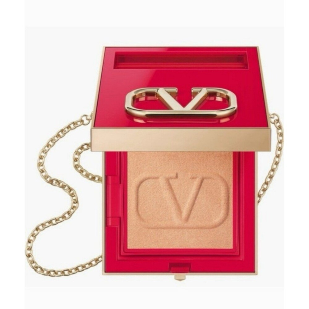 Valentino Go-Clutch Refillable Compact Powder in 03 Light Medium